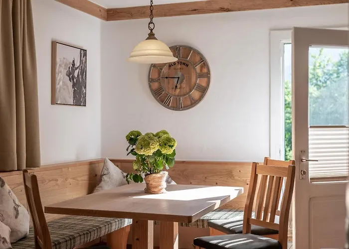 Ferienhaeuser * 메이른호픈